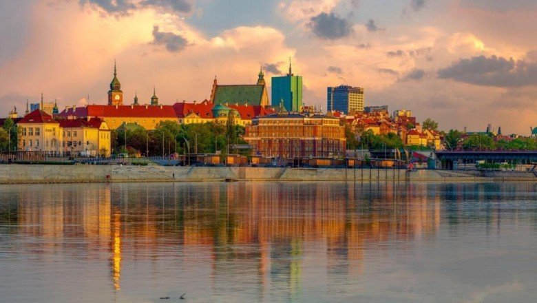 Varşova nerede, Nasıl Gidilir? Varşova Gezilecek Yerler Nelerdir? Yapılacaklar Listesi...