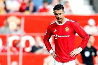 Cristiano Ronaldo ve Georgina Rodriguez çifti yeni doğan ikizlerinden birinin öldüğünü açıkladı