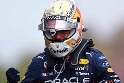 Formula 1 Emilia Romagna Grand Prix'sinde kazanan Max Verstappen