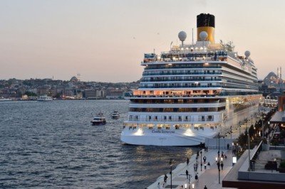 Galataport İstanbul, tarihin en büyük kapasiteli yolcu gemisi Costa Venezia'nın ilk durağı oluyor