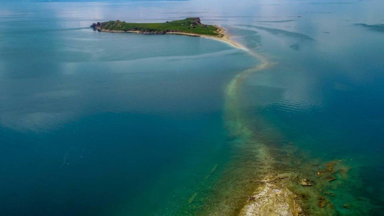 Van Gölü çekildi, antik yol ortaya çıktı