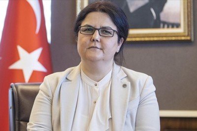 Bakan Yanık: Aile kurumunu güçlendirmenin yolu adaletli paylaşımdan geçiyor