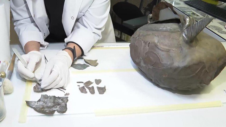 Gümüş kabın restorasyonu 8 yıl sürdü