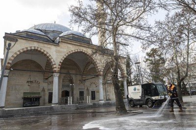 Tarihi camiler ramazana hazır