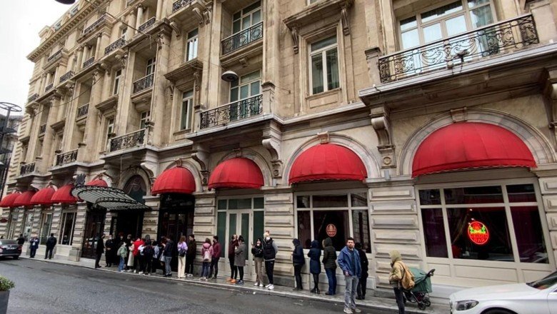 Tarihi Pera Palasa büyük ilgi