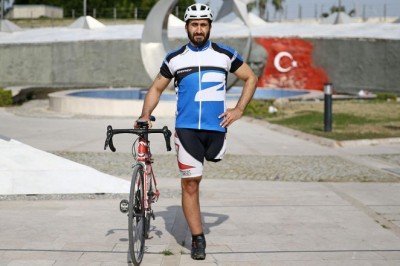 Tek bacağıyla yüzlerce kilometre yol katetti