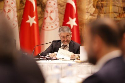 Bakan Nureddin Nebati'den konut fiyatları toplantısı sonrası açıklama