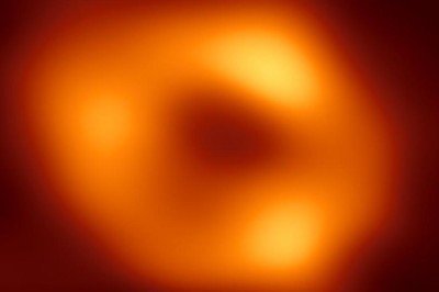 Galaksimizin merkezindeki kara delik ilk kez görüntülendi