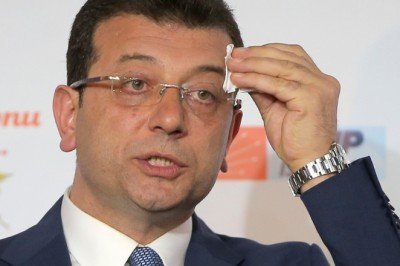 İBB Başkanı Ekrem İmamoğlu öğrencilere zam muafiyeti kararını veto etti