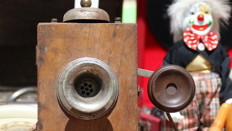 Telefonun atası 120 yıllık telefonu görmeye nostalji tutkunları koşuyor