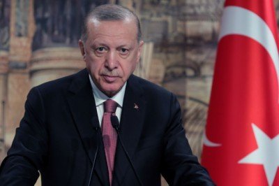 Türkiye'nin NATO tavrı Finlandiya ve İsveç'te yankılanmaya devam ediyor