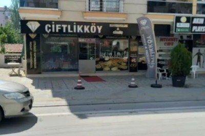 Yalova'da çifte infaz: Akaryakıtçı ve kuyumcu ölü bulundu