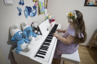 Görme engelli Ada'nın üstün yeteneği, BİLSEM'de keşfedildi