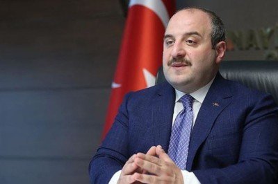 Bakan Varank: Uzay bir lüks değil