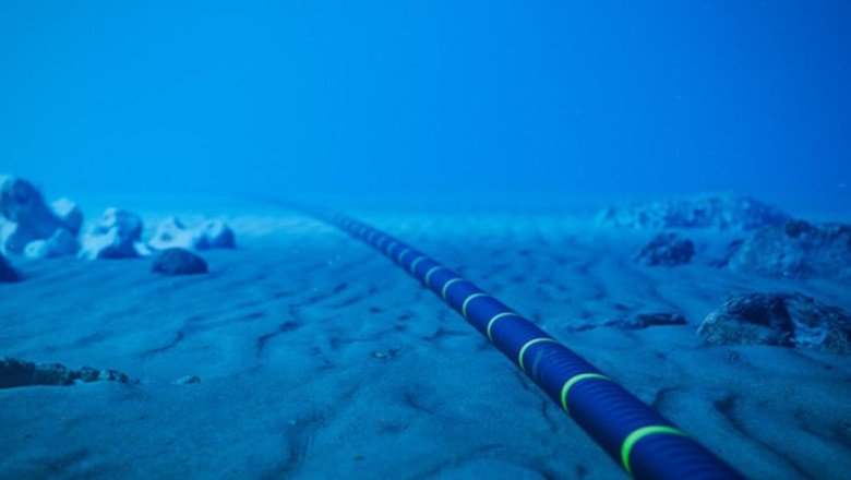 Deniz tabanındaki internet kabloları deprem sensörü olarak kullanılabilir