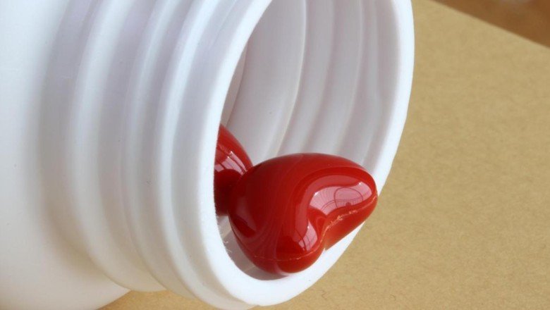 Oxfordlu bilim insanı: Evlilikleri kurtaracak "aşk hapı" 10 yıl içinde piyasada