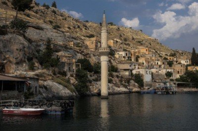 'Sakin şehir' Halfeti, yerli ve yabancı turistleri ağırlıyor