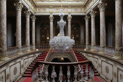 Saltanattan Cumhuriyet'e geçişin sessiz tanığı Dolmabahçe Sarayı 166 yaşında