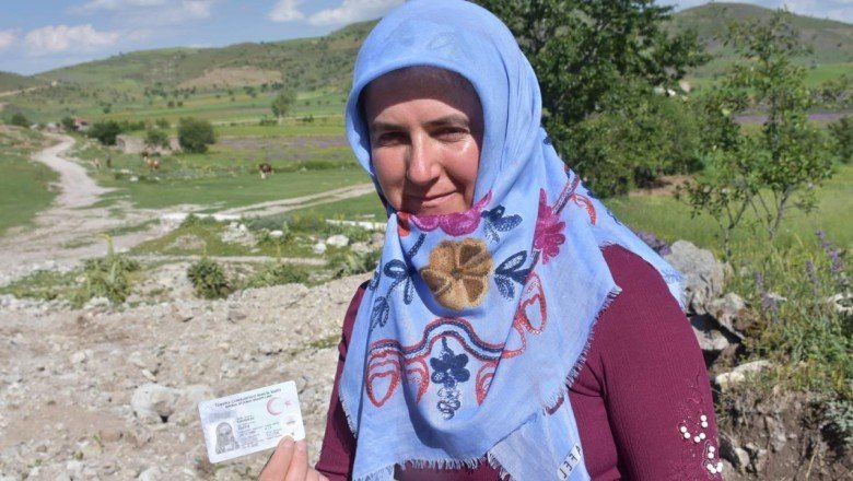 32 yıl sonra nüfus cüzdanı oldu