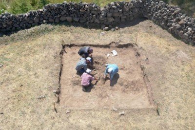Malazgirt Savaşı'nın yapıldığı alan araştırılıyor