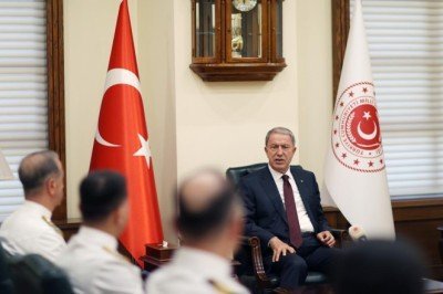 Bakan Akar Preveze Deniz Zaferi'nin 484'üncü yıl dönümü  kutladı