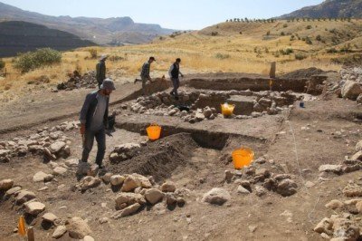 'Boncuklu Tarla'da 12 bin yıllık kamu binasının kalıntılarına ulaşıldı