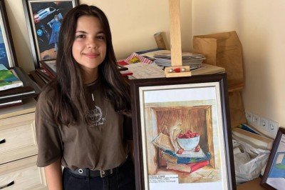 Isparta'da lise öğrencisi Sırbistan'daki resim yarışmasında dünya üçüncüsü oldu