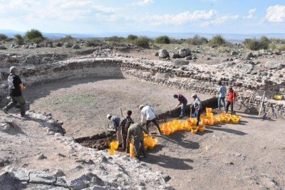 Karacahisar Kalesi'nde Orhan Gazi'nin sikkesi bulundu