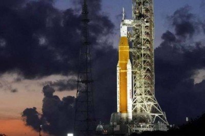 NASA, Artemis Roketi Ay yolculuğunu üçüncü kez iptal etti