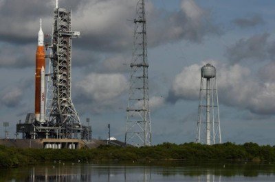 NASA Artemis Roketi Ay yolculuğunu yine iptal etti