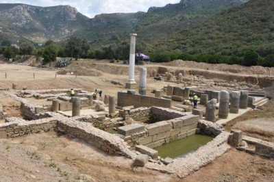 Terk edilen kehanet merkezi uzun yıllar işlevini korumuş