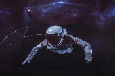 Türk uzay yolcusu için imzalar atıldı