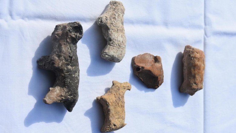 Ulucak Höyüğü'nde 8 bin 500 yıllık heykelcikler bulundu