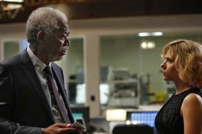 Lucy filmi, Morgan Freeman'ın rol alacağı diziye dönüşüyor
