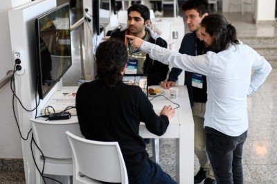 'Take Off İstanbul' Uluslararası Girişim Zirvesi devam ediyor