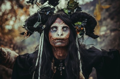 Cadılık ve Paganizm Modern Cadılar ve Büyücüler