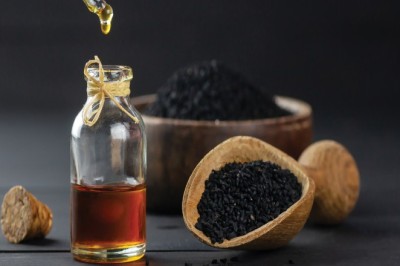 Çörek Otu Yağı Nasıl Kullanılır? Öörek Otu Yağı Faydaları Nelerdir?