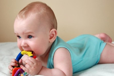 8 Aylık Bebek Gelişimi