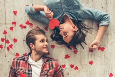 Karşınızdakine Hoşlandığınızı Belli Etmenin Yolları