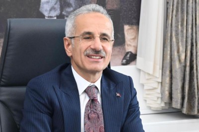 Bakan Uraloğlu: Uydu teknolojileri en hızlı ilerleme gösterdiğimiz alanların başında