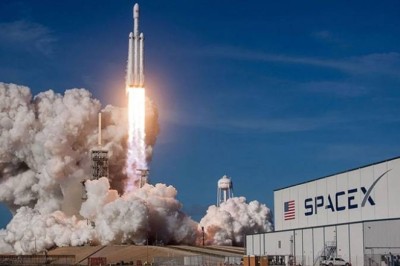 SpaceX'in Starship roketi test uçuşunun 8'inci dakikasında roketle bağlantı kesildi