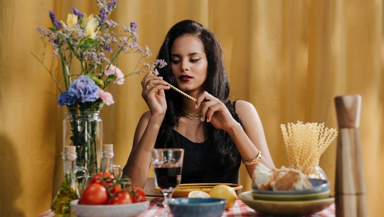 Dünyanın En Garip Tatilleri: 'Makarna Gününü' Kutladım, Çok Eğlendim!