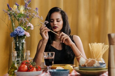 Dünyanın En Garip Tatilleri: 'Makarna Gününü' Kutladım, Çok Eğlendim!