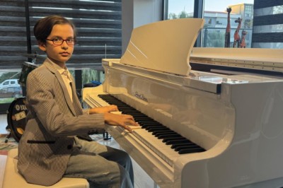 10 Yaşındaki Yusufhan'a İngiltere'den lise diploması