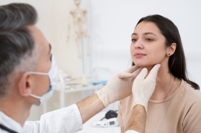 Vücudun Sessiz Alarmı: Lenf Kanseri (Lenfoma) Neden Ortaya Çıkar, Nasıl Anlaşılır?