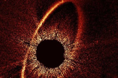 Hubble Uzay Teleskobu çekti. Kozmik çarpışmadan geriye kalanlar