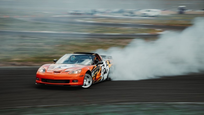 Egzozdan Mavi Duman Neden Atar?