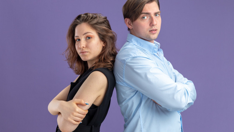 Mesafeli İnsanla İlişki Yürür mü?