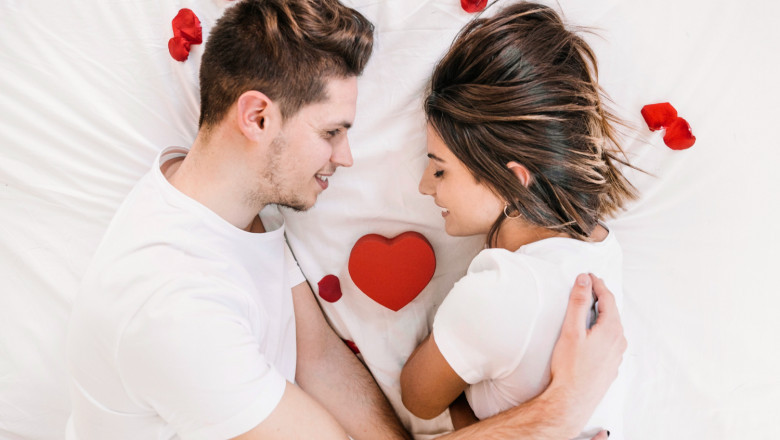 Bir Erkek Seni Sevdiğini Nasıl Gösterir? Psikologlara Göre 9 İşaret