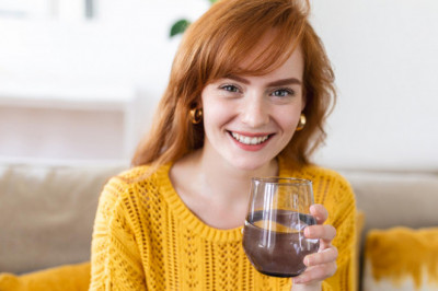 Sabah Aç Karnına Su İçmek Gerçekten Zayıflatır mı? Bilim Ne Diyor?